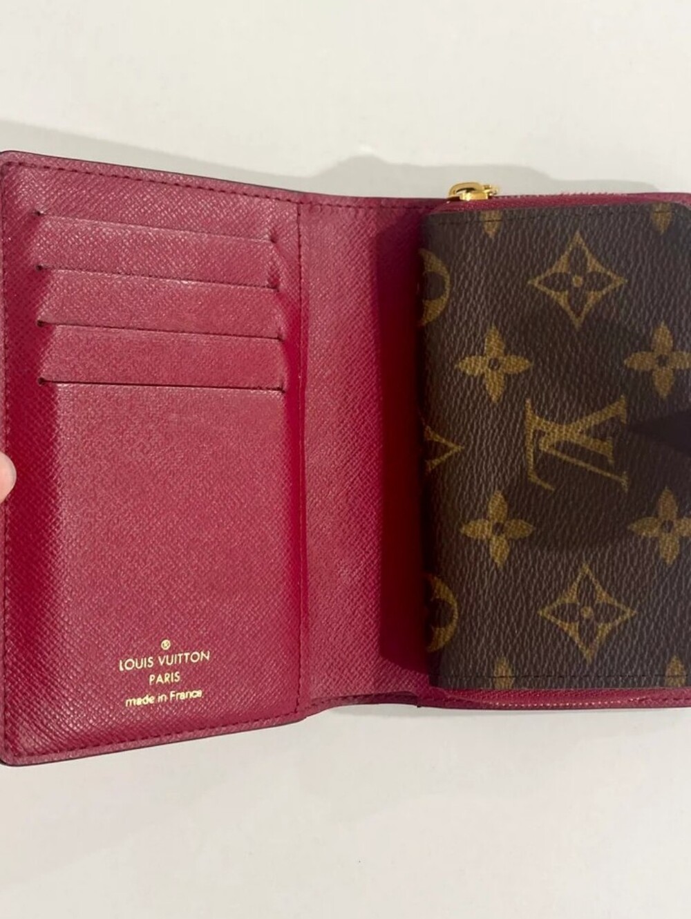 Louis Vuitton 2021 fuchsia and monogram Juliette wallet - Picture 5 of 14